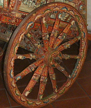 roue décorée d'une charrette sicilienne du musée pitré